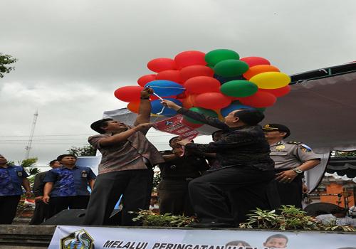 PERINGATAN HARI AKSARA INTERNASIONAL KE-49 TAHUN 2014 DAN DEKLARASI KABUPATEN BANGLI LAYAK ANAK
