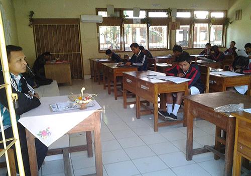 HARI KETIGA PELAKSANAAN UN SMP